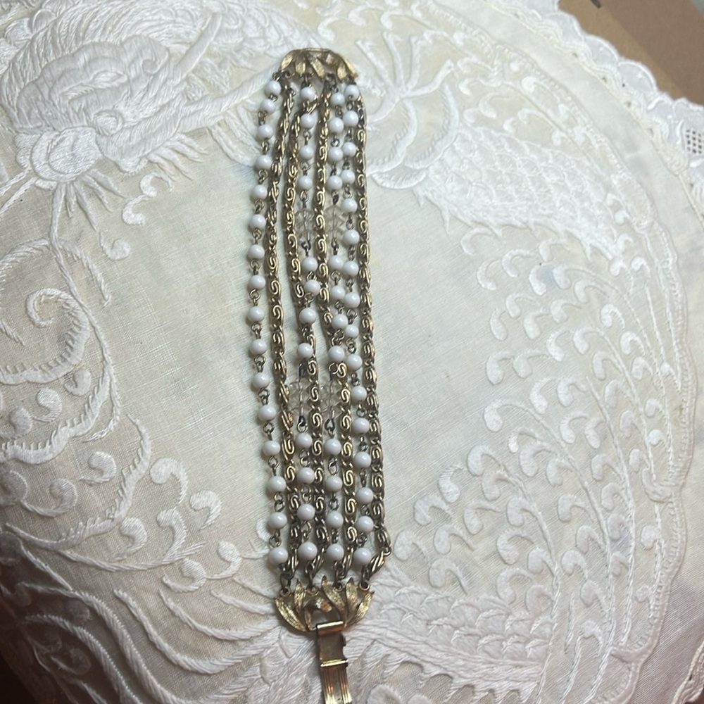 Vintage Lisner 8 strand bracelet